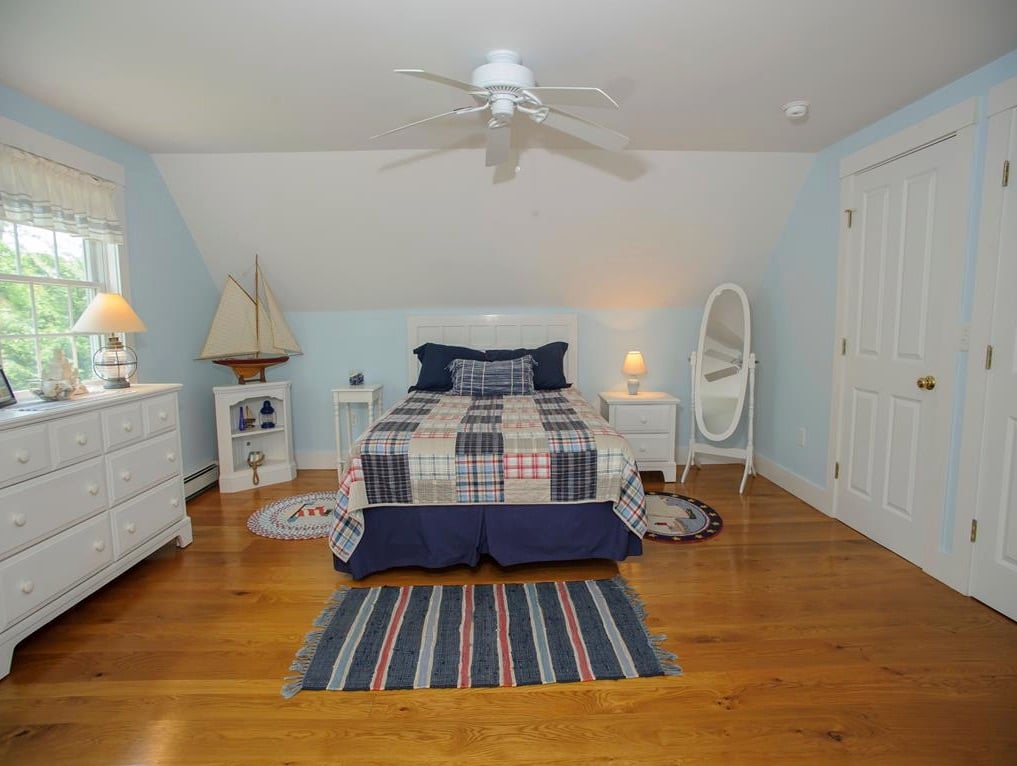 196 Spring Hill Rd