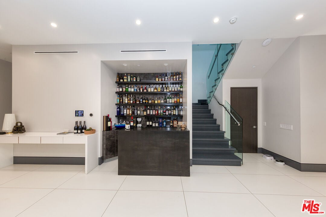 2122 Castle Heights Ave