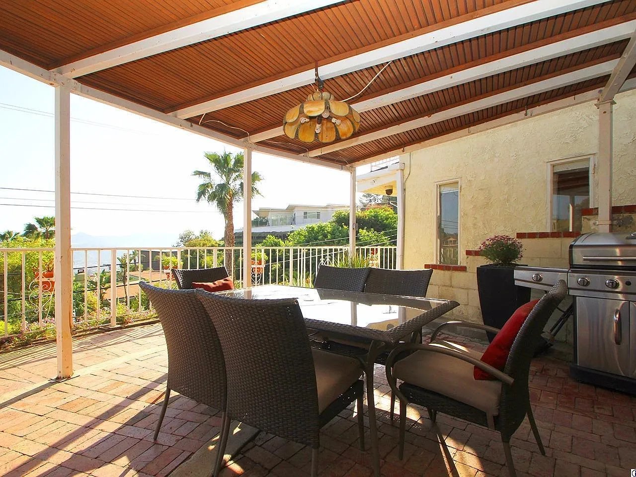 1330 Paseo Redondo