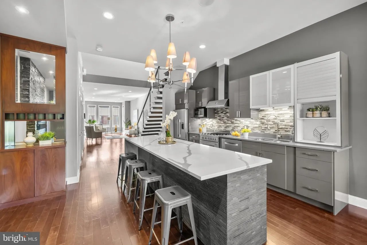 151 V St NW #4
