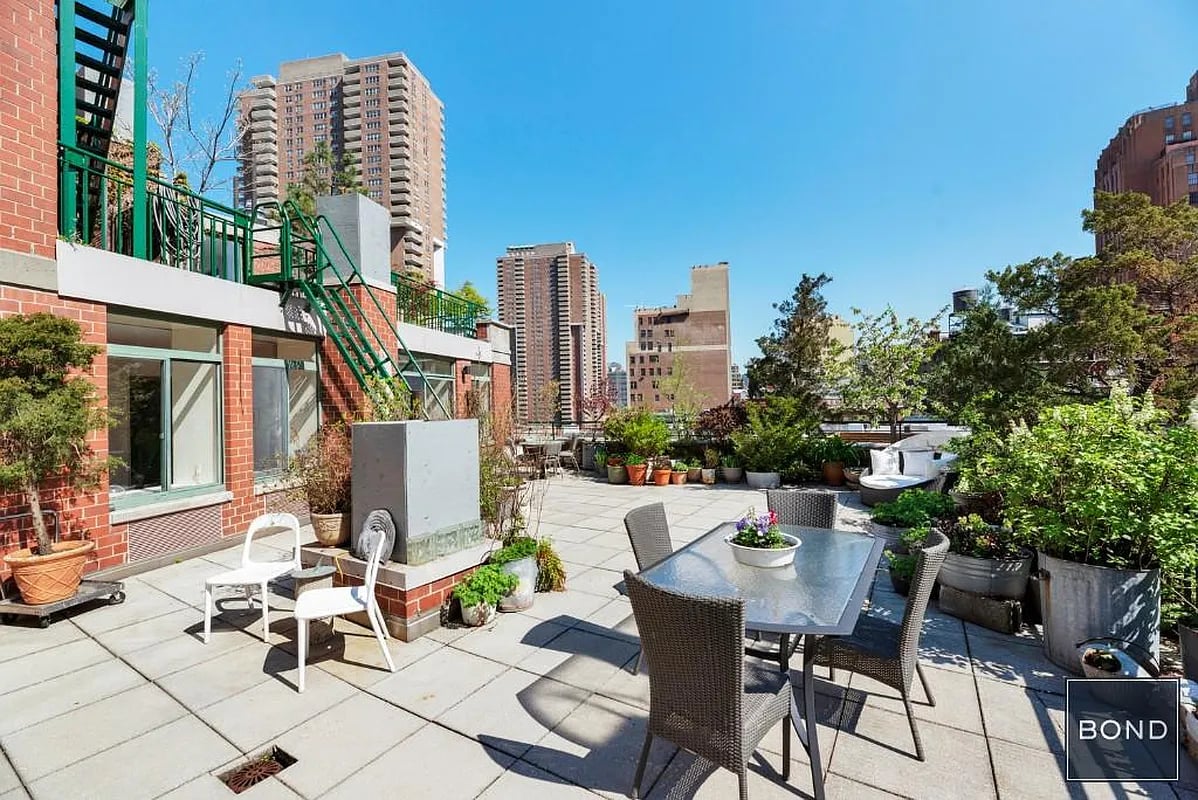 311 Greenwich St, #10A