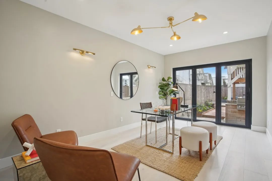 3525 Cabrillo Street — kitchen