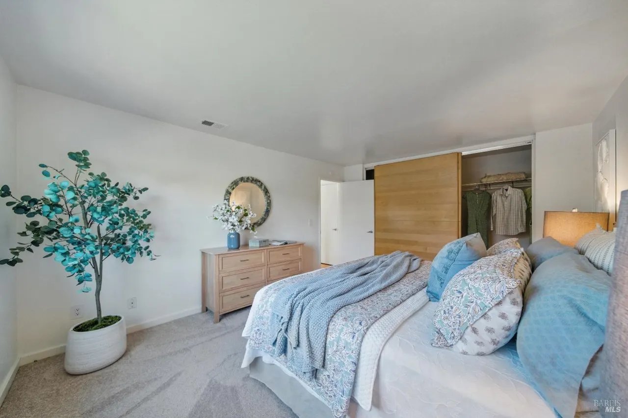 1925 Contra Costa Ave