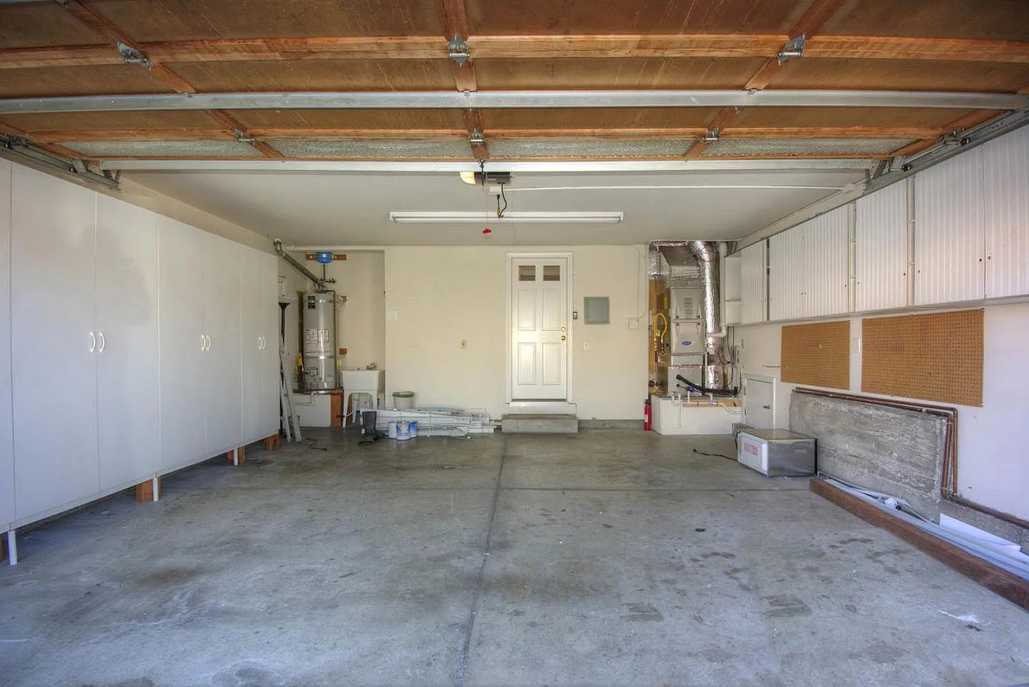 868 Las Lomas Dr