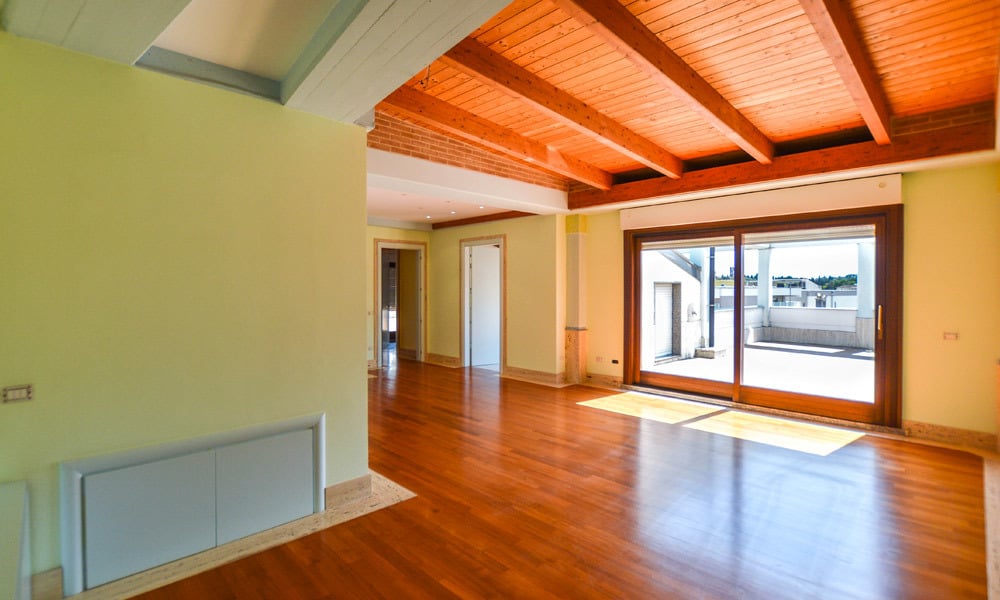 Perfect Penthouse with Panoramic Beachfront Views