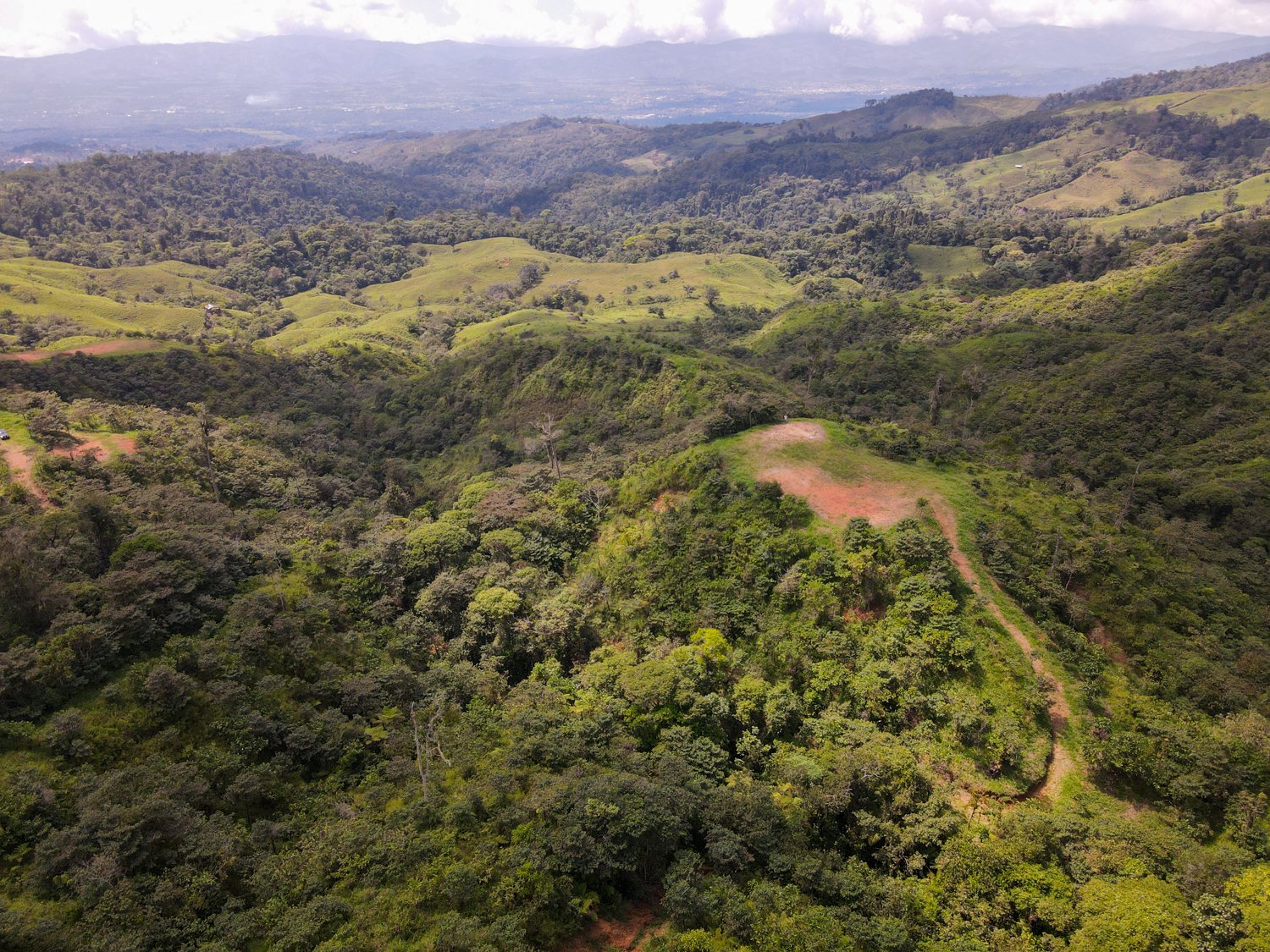 REDUCED! 77-Acre Mountain Paradise with Waterfalls & Epic Views in Santa Elena 
