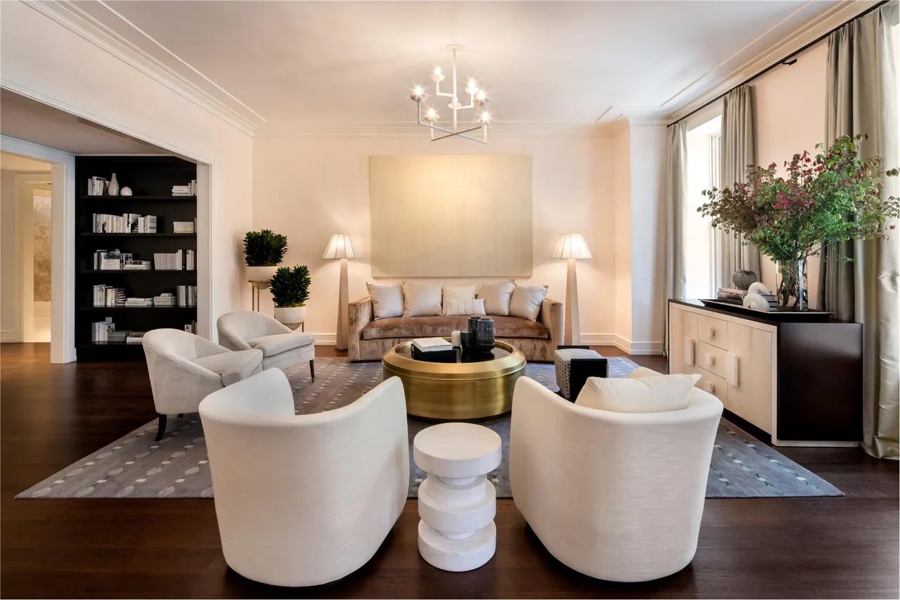 33 E 74th St, #3B