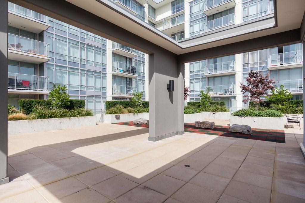 4815 Eldorado Mews, #810