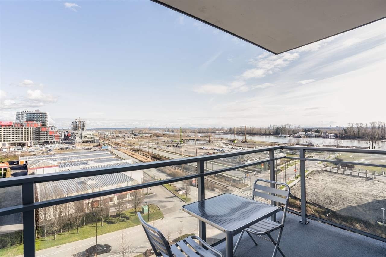 3281 E Kent Ave N, #901