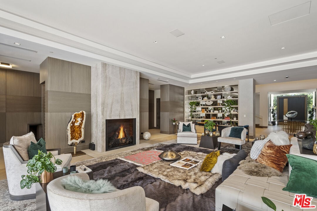 Silverreach Heights, N Beverly Dr, 90210