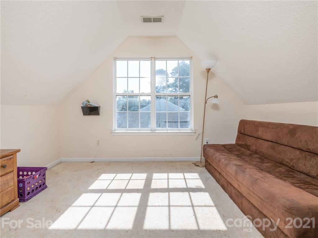 176 Sweet Martha Dr