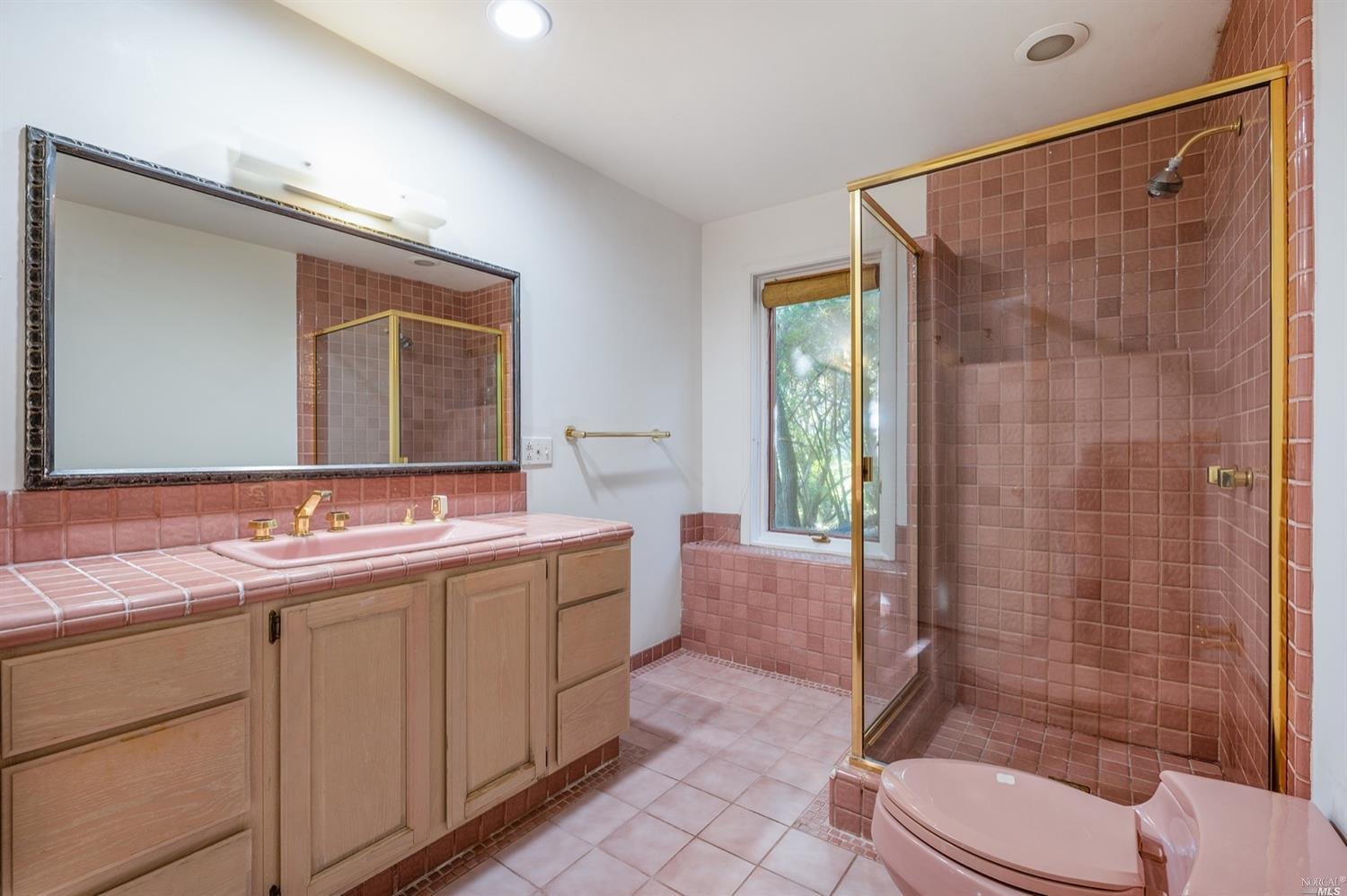 75 Monte Mar Dr
