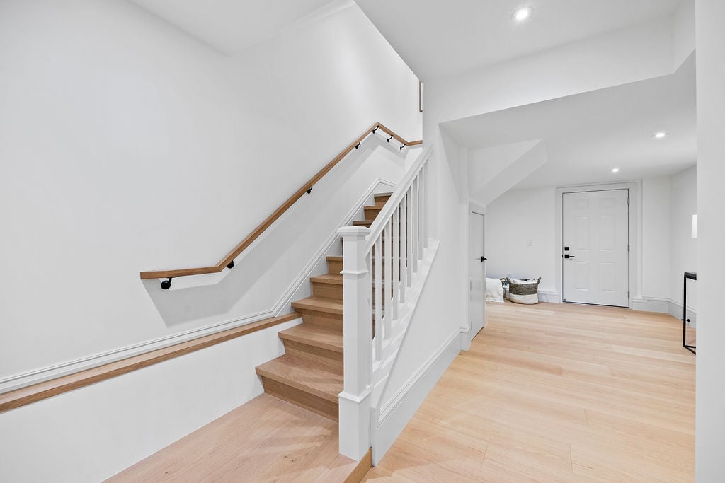 785 3rd Avenue · Photo 28