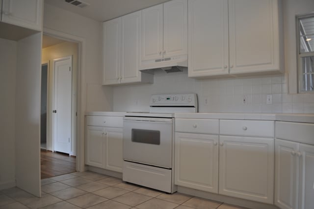 Home for Sale in Del Paso Manor! 3809 Kings Way Sacramento, CA 95821