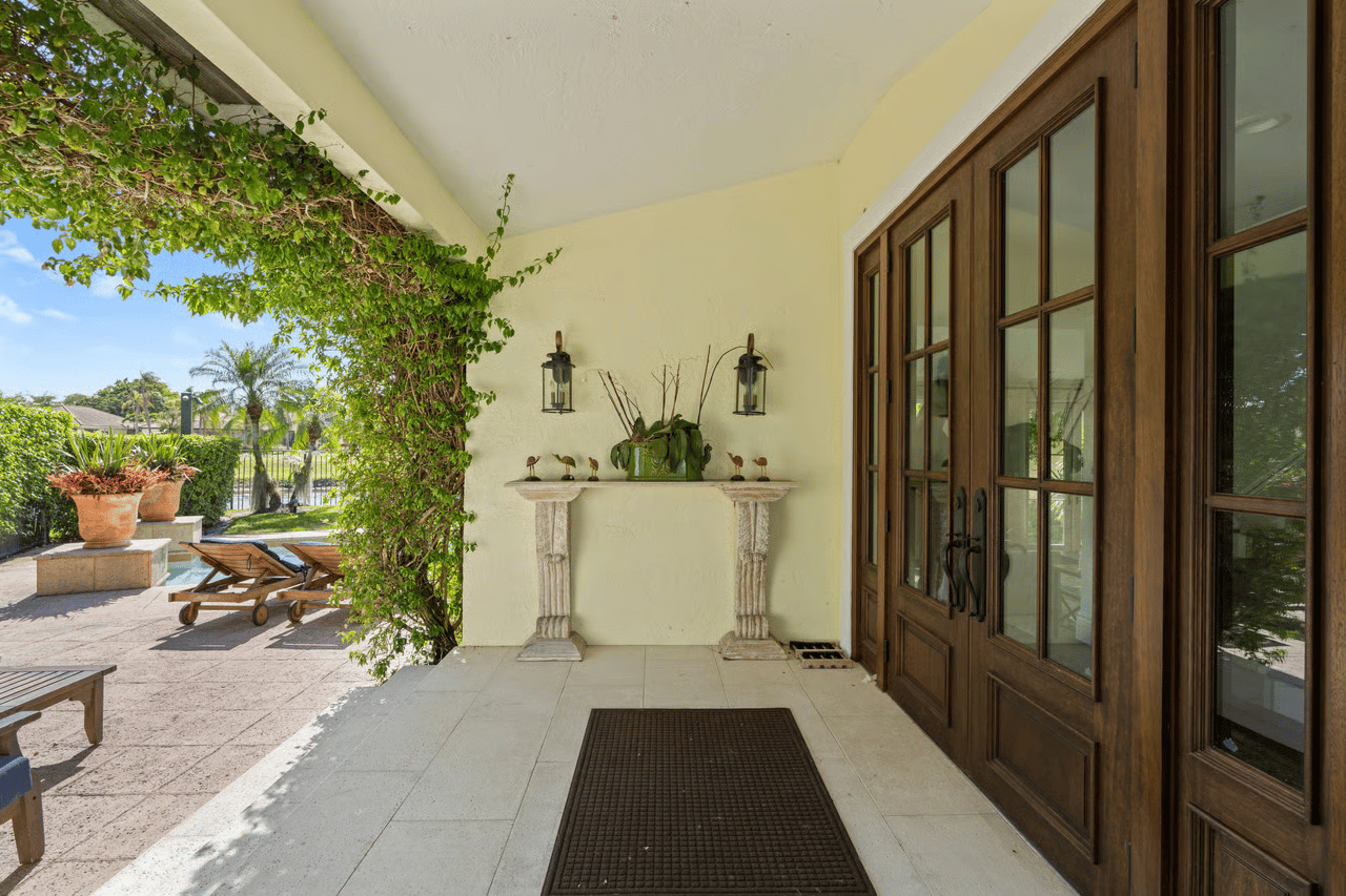 Stephanie Schwed | Palm Beach Real Estate