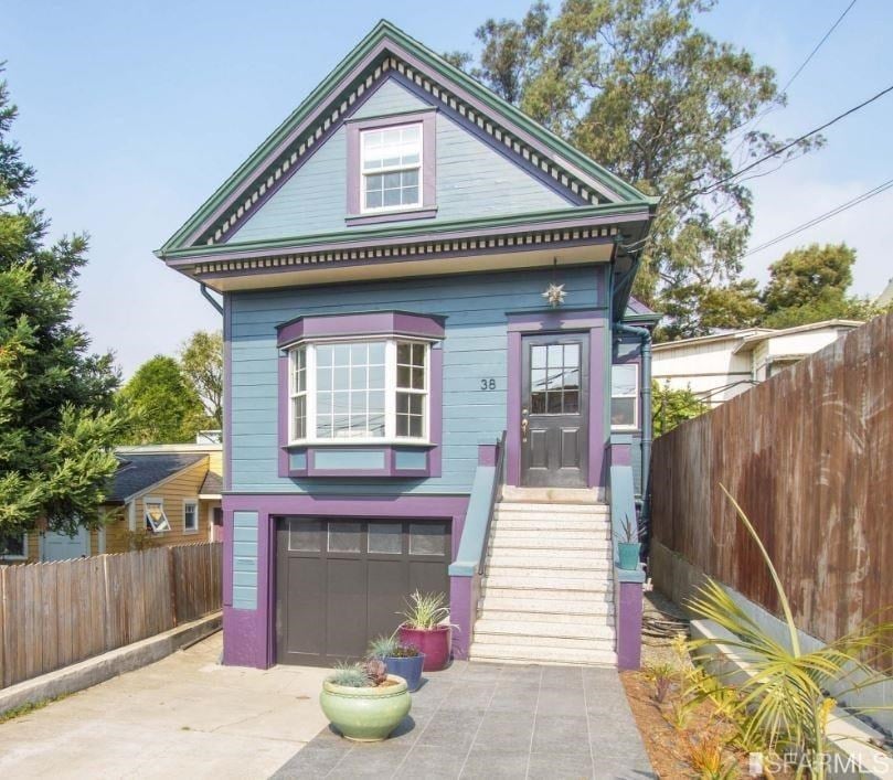 38 Lippard Avenue