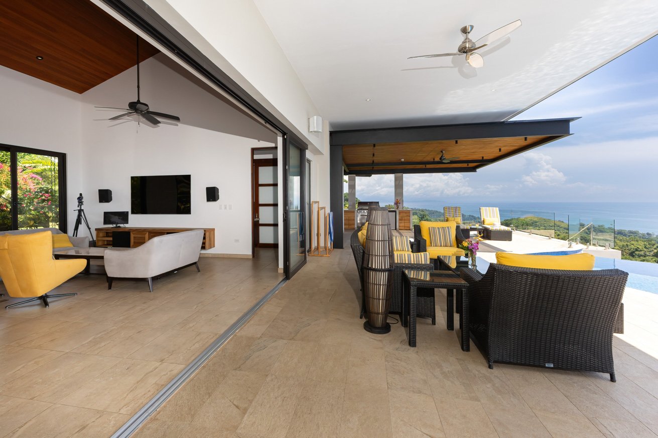 Luxury Ocean View Home in Ojochal Costa Rica | Infinity Pool & Sunset Views