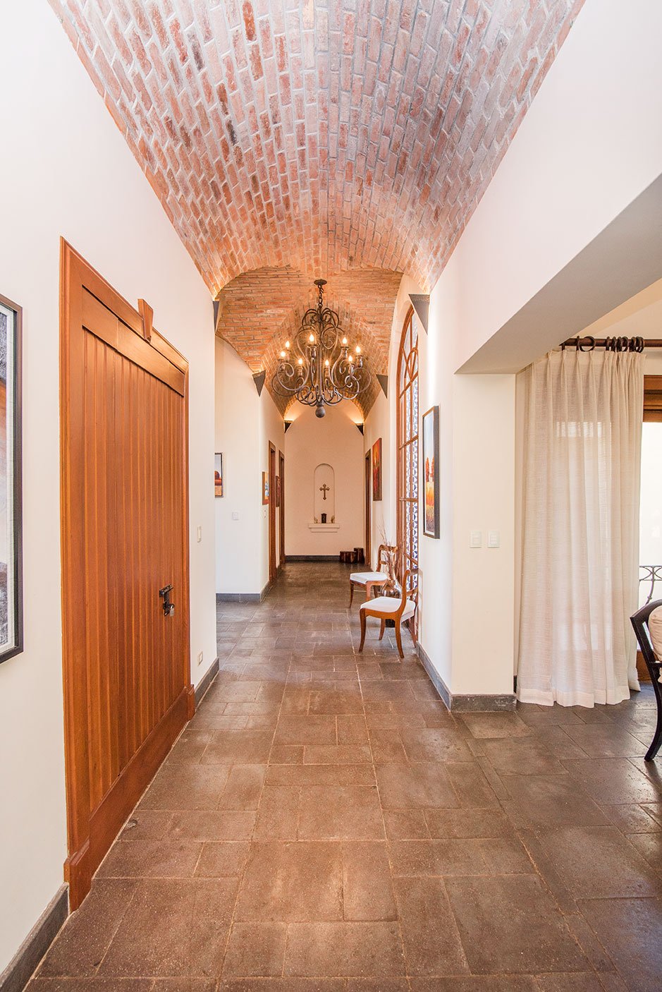 Casa Luna | Neo-Colonial Luxury Residence in Hacienda Pinilla