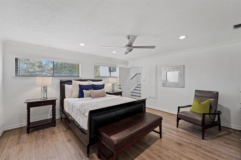 2402 Airline Dr