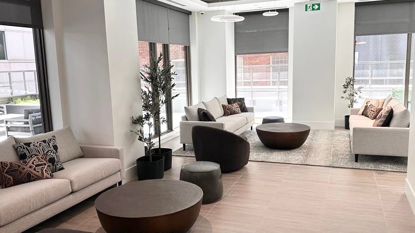 8 Widmer Street 2005