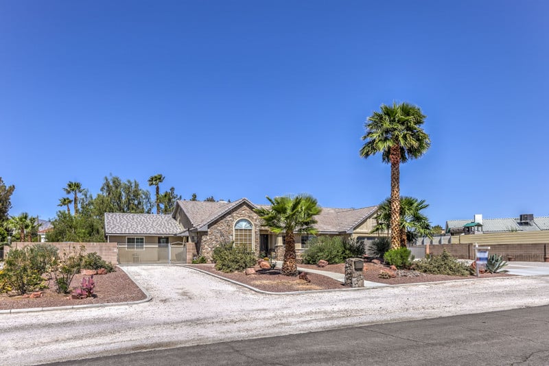 5045 N Bonita Vista St