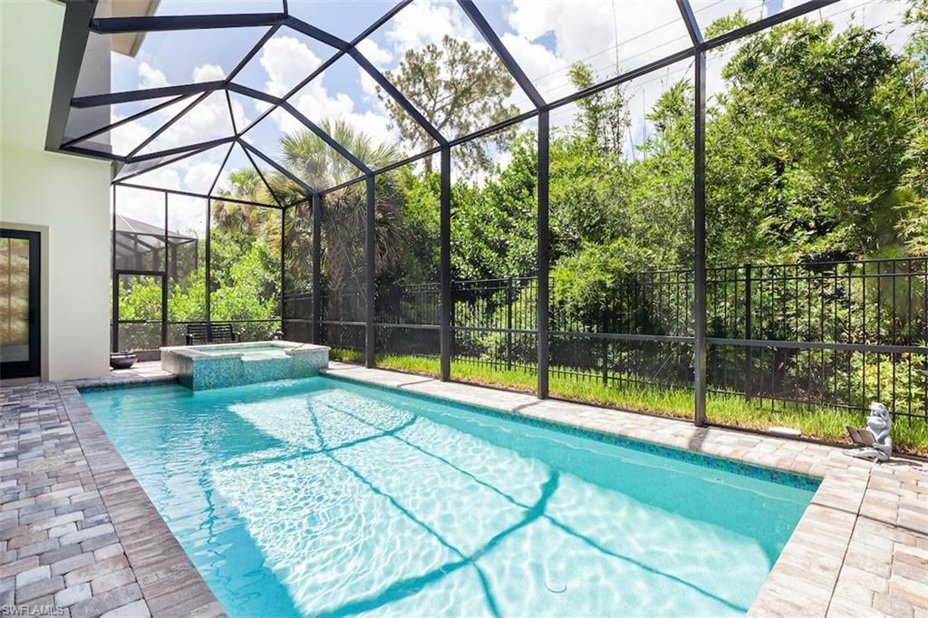 2879 Coco Lakes Dr