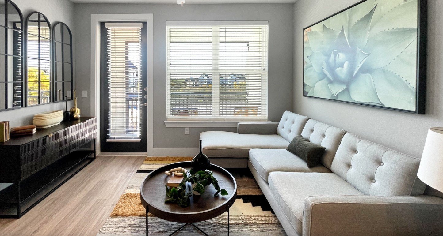 Spacious 2-floor living in NE Austin with up to 8-weeks free!