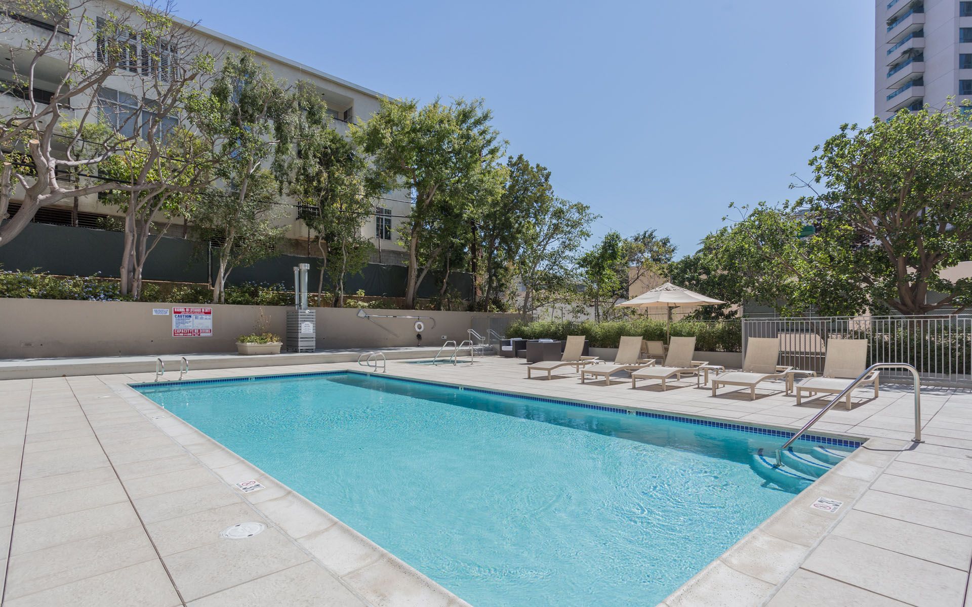 Churchill #7E, Wilshire Corridor