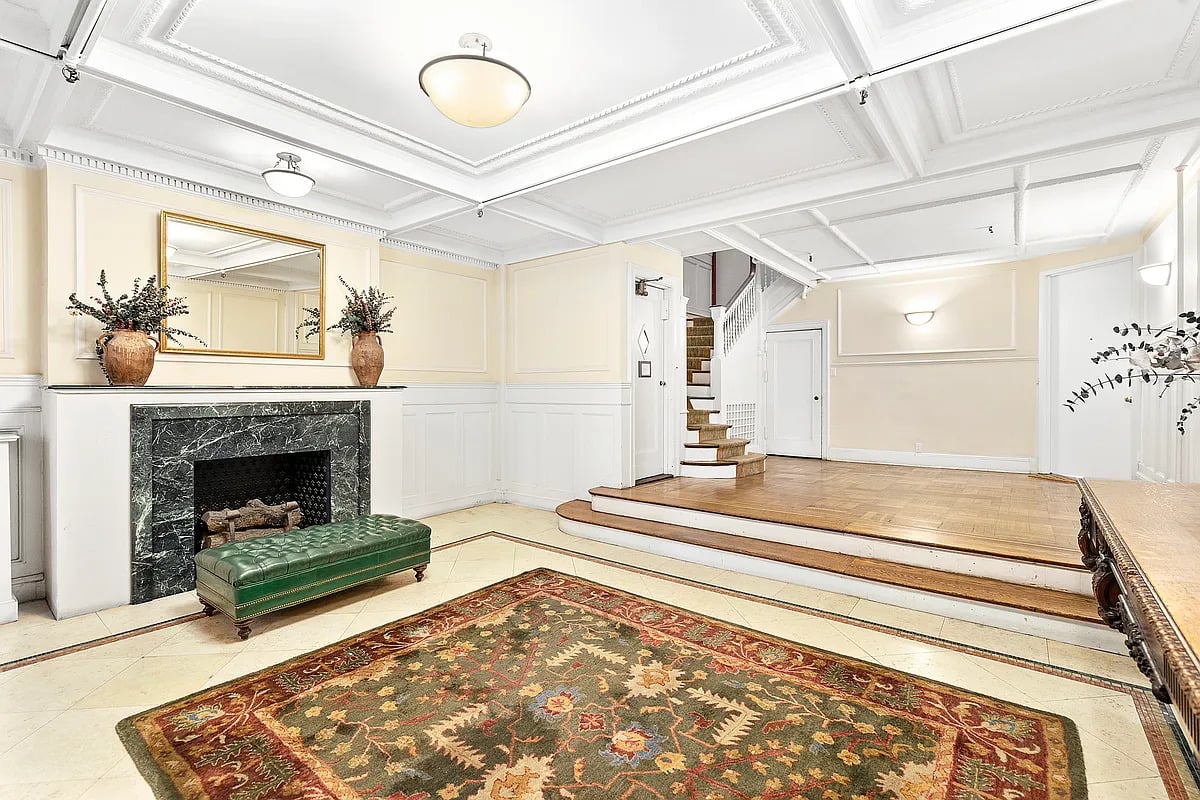 22 West 76th Street #2A