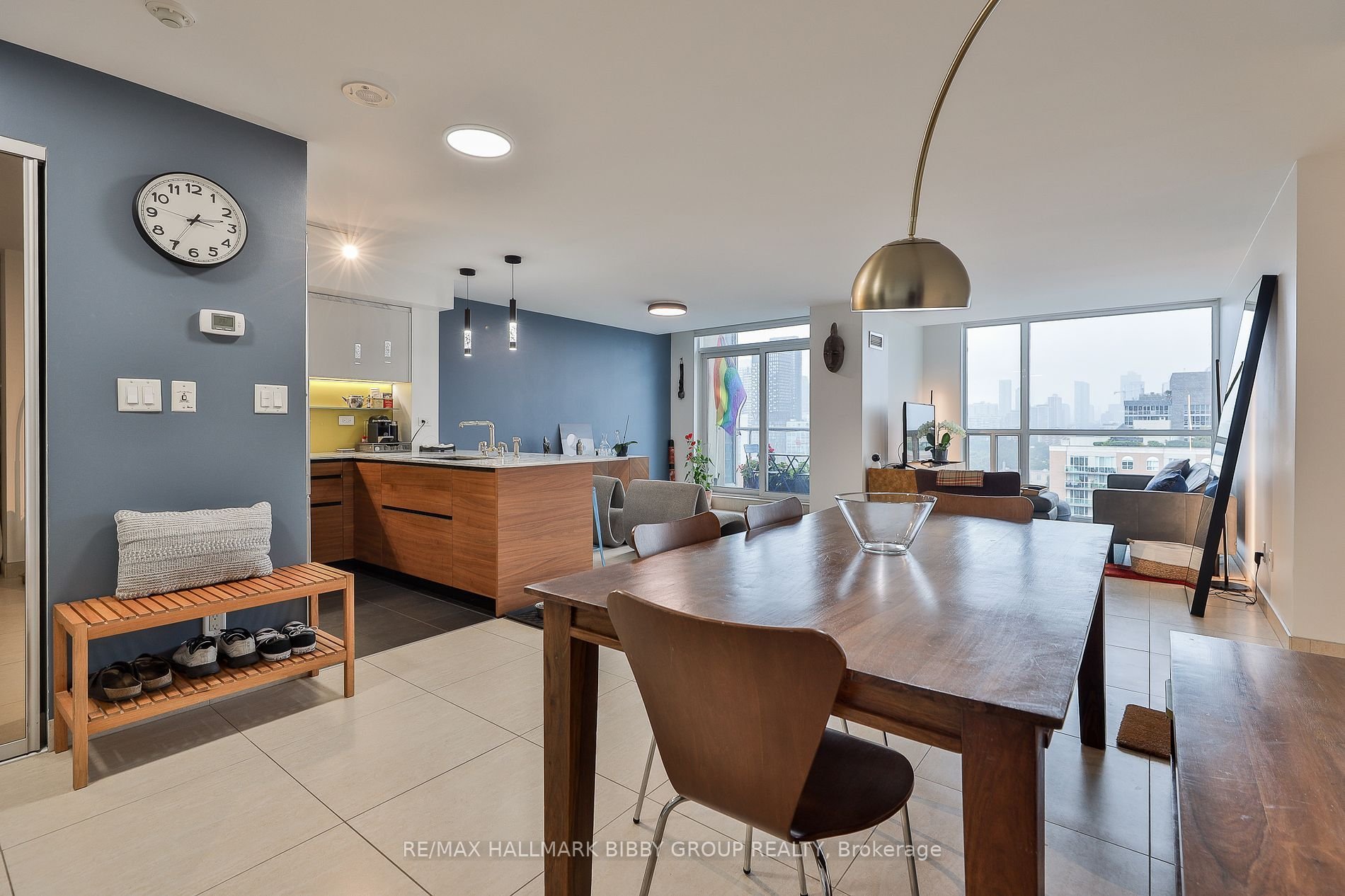 ST. LAWRENCE MARKET LUXURY FEATURE