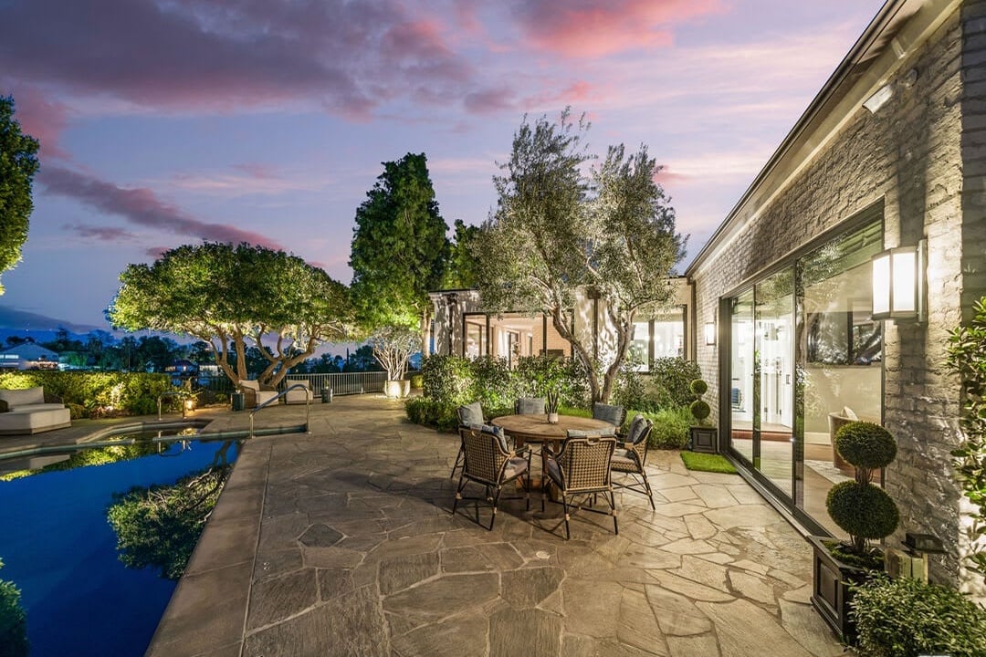 Lumina Villa