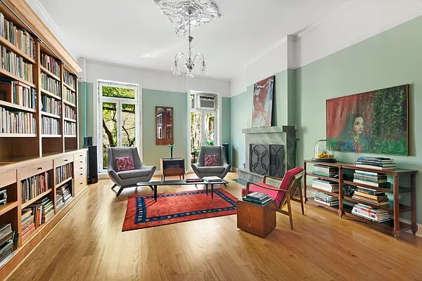 404A Henry Street