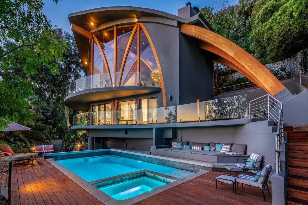 Valley Chateau