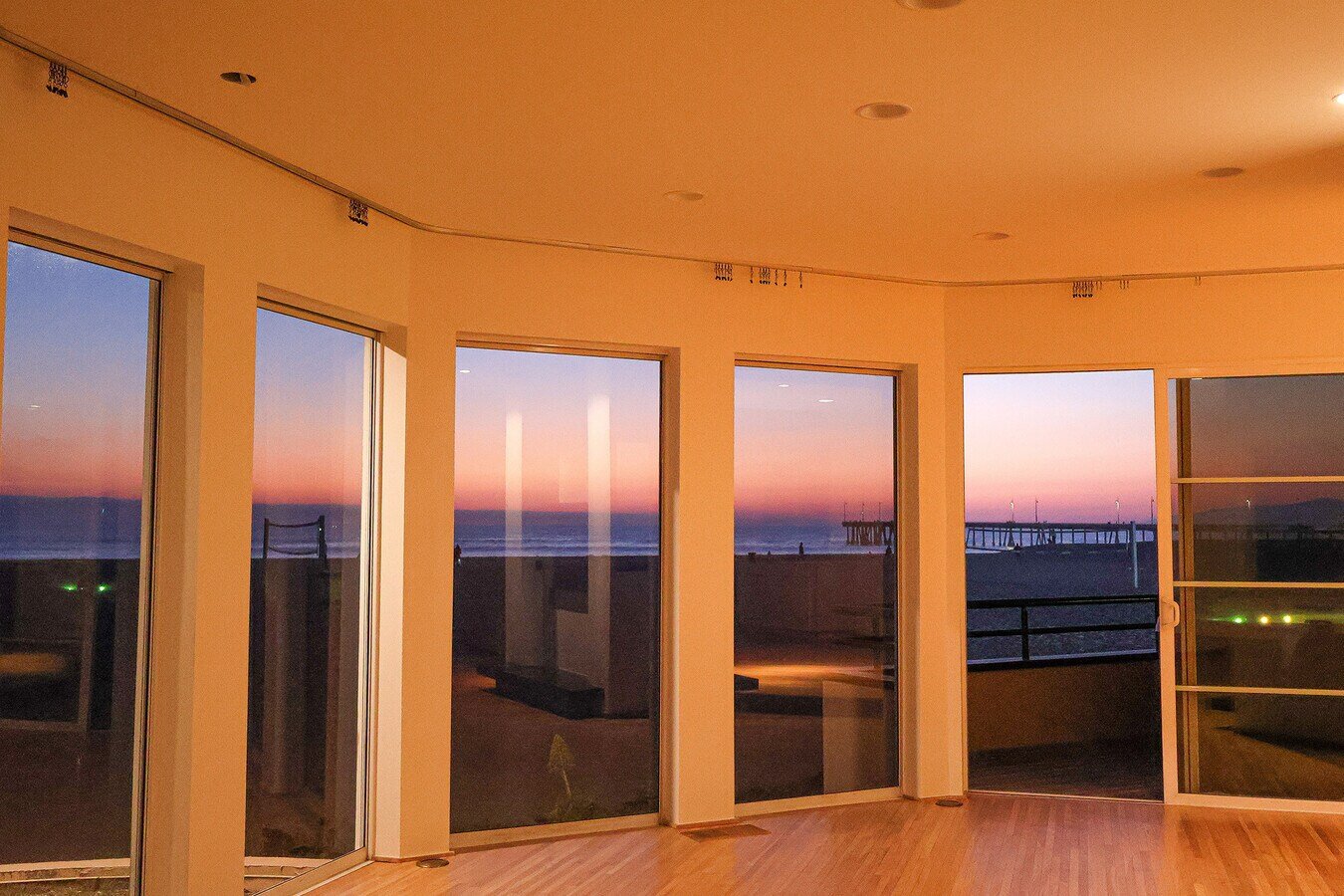 3505 Ocean Front Walk