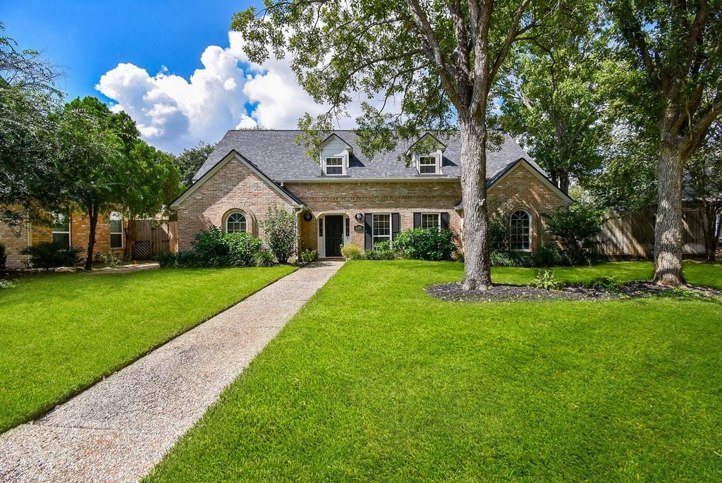 510 Walworten Ct