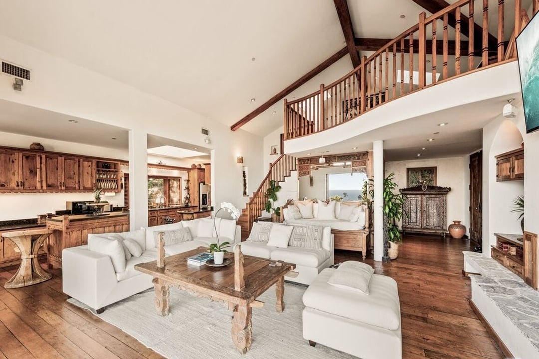 Little Rock Way, 90265