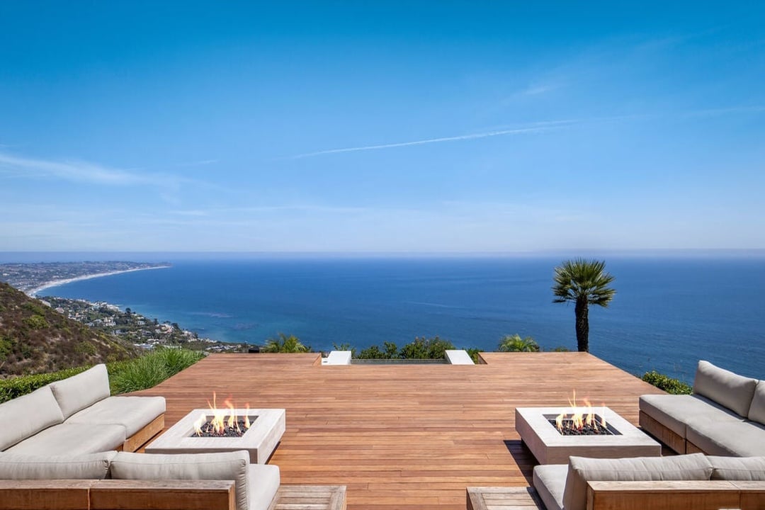 Meridian Manor, Encinal Canyon Rd, 90265