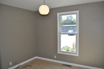 Commercial Space Available at Walnut and Fair Oaks Blvd!