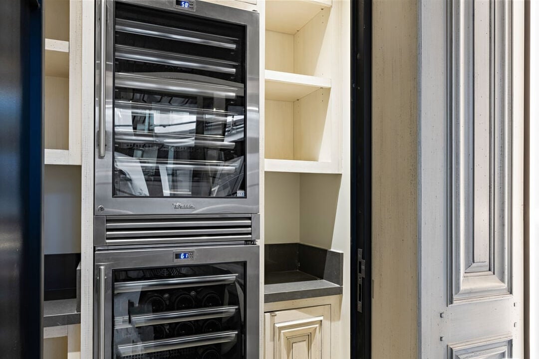 Century Woods Dr, 90067