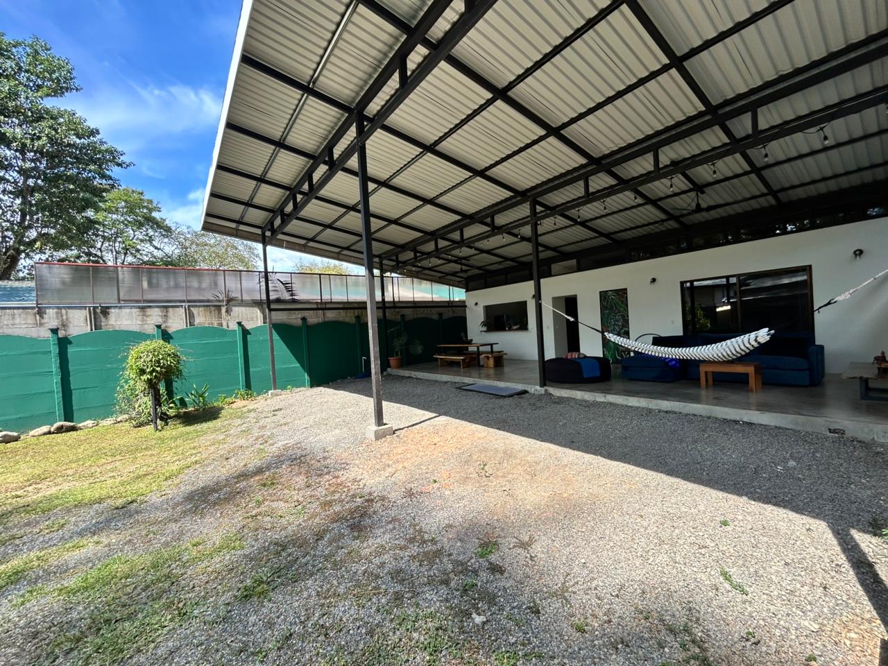 Charming and Affordable 1-bedroom home in Uvita