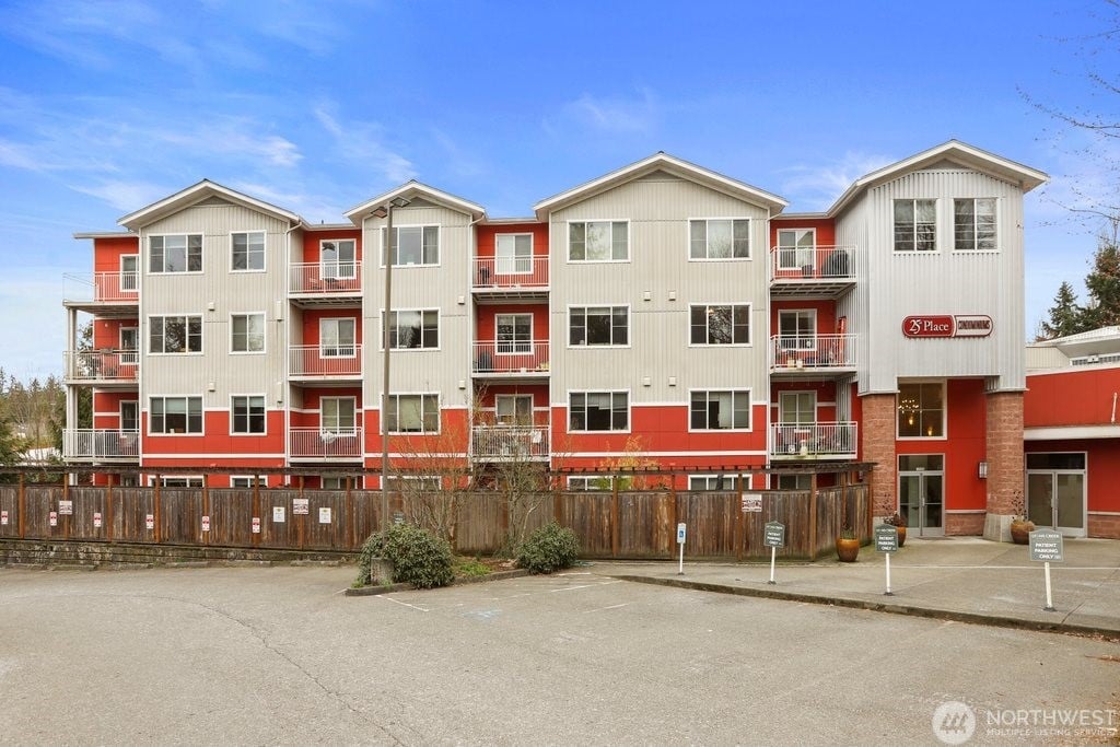 19500 Ballinger Way NE #407
