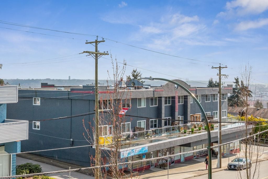 7727 Royal Oak Ave, #309