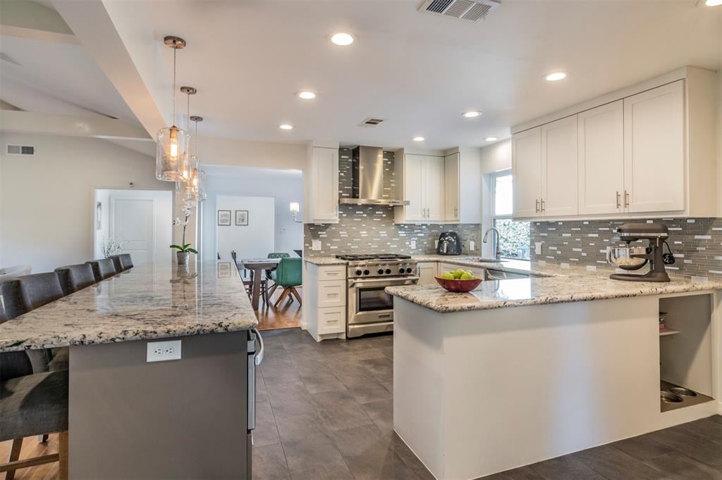 1703 Briarpark Dr