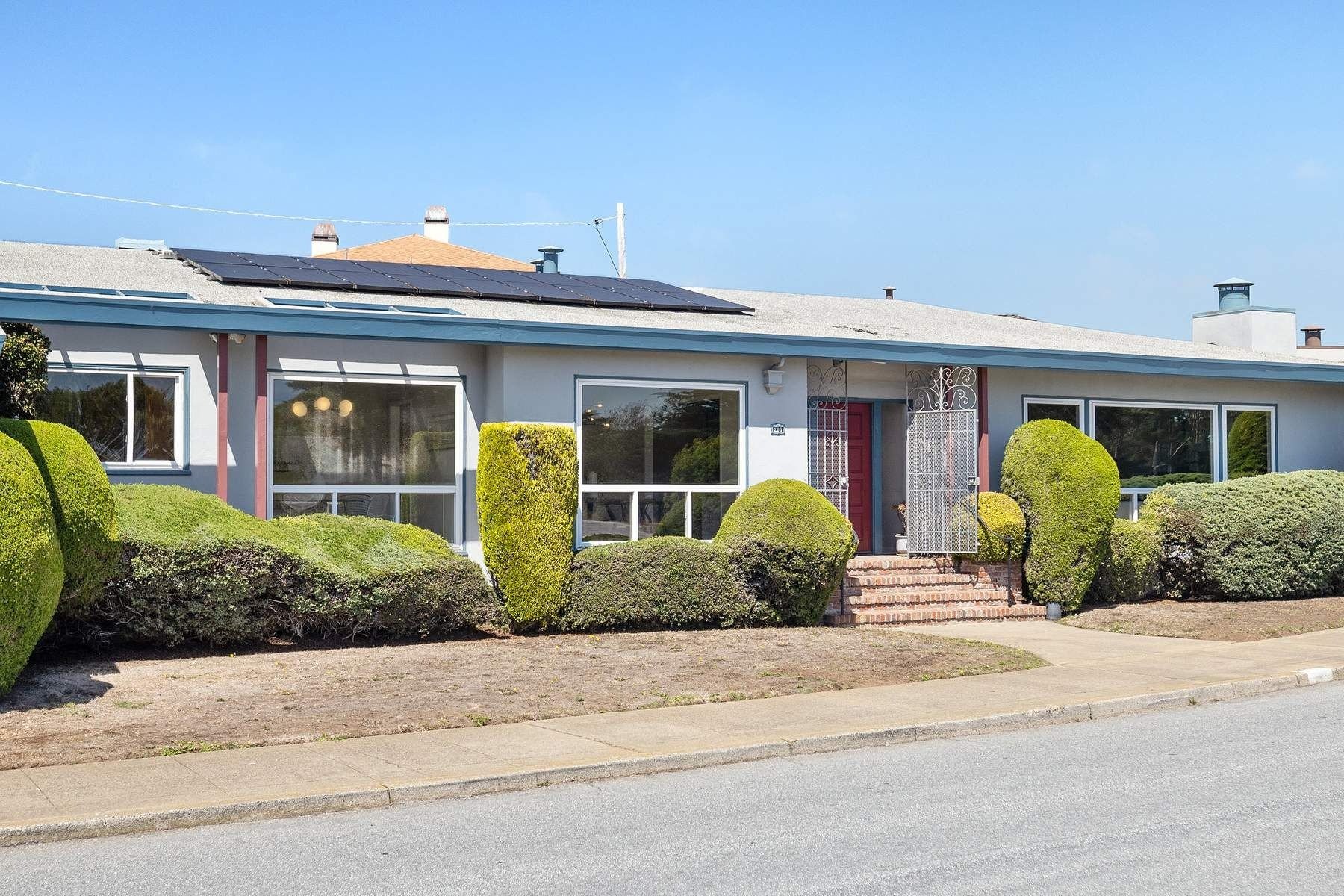 280 Gellert Dr