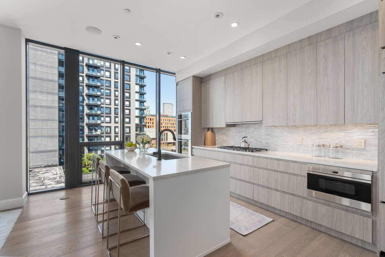 140 Shawmut Ave, #6A