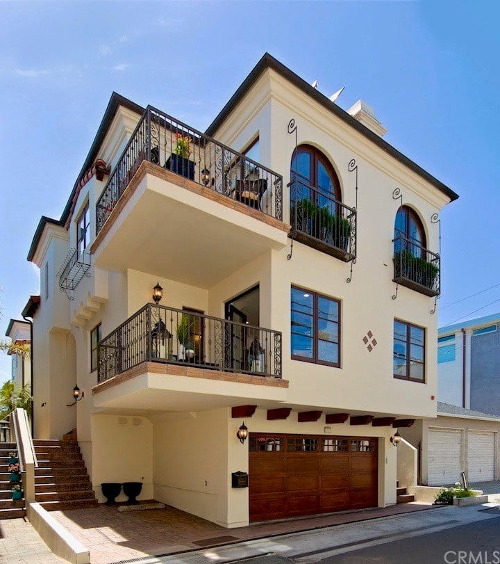 3109 Vista Dr