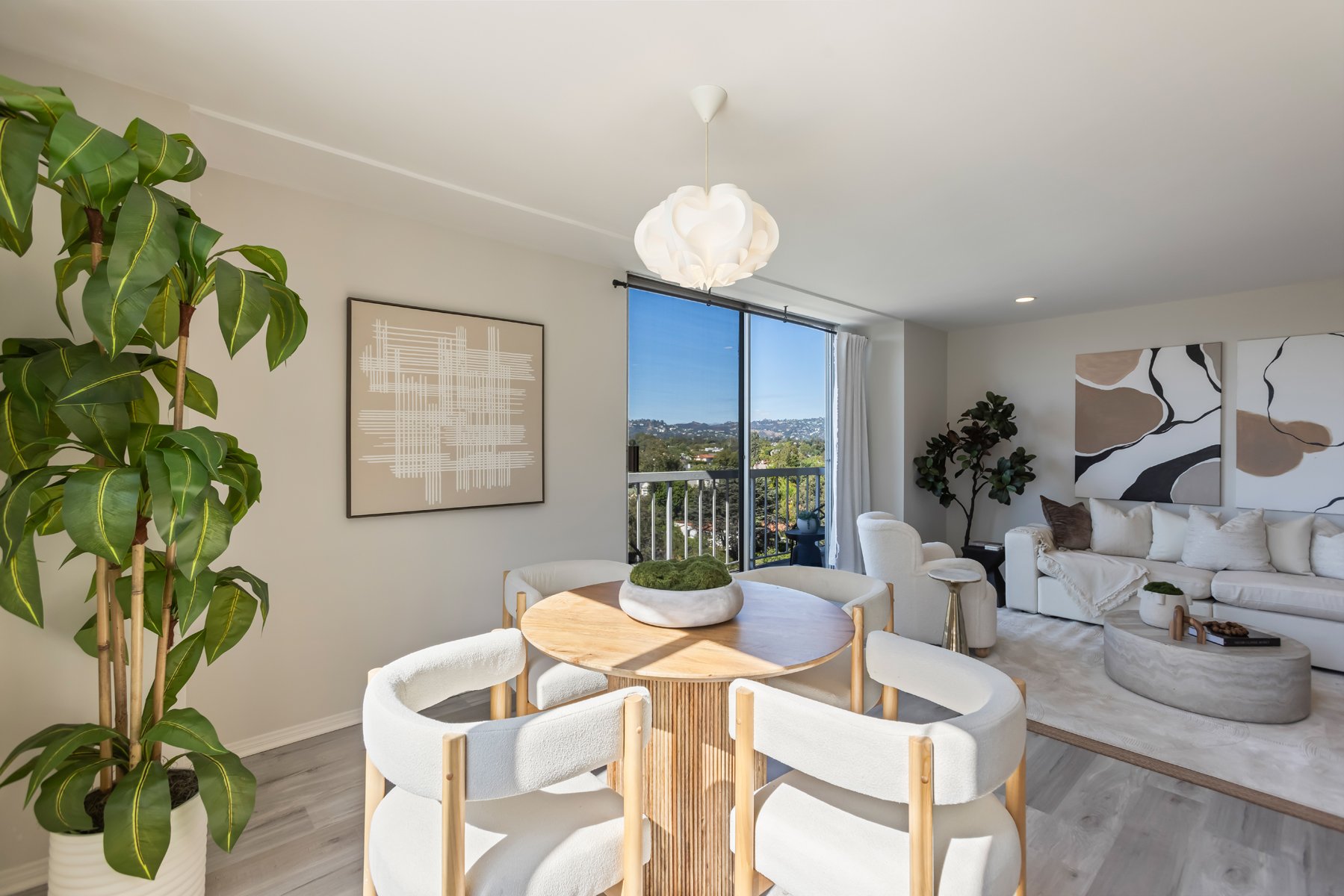 10751 Wilshire Blvd #1009, Westwood