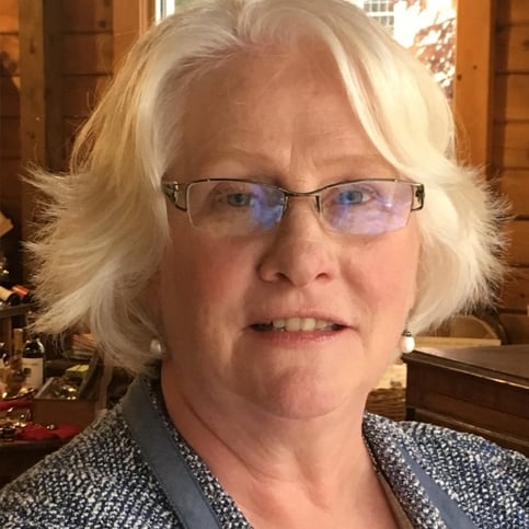 Eileen Beattie Sewall Portsmouth, ME Real Estate Agent Headshot