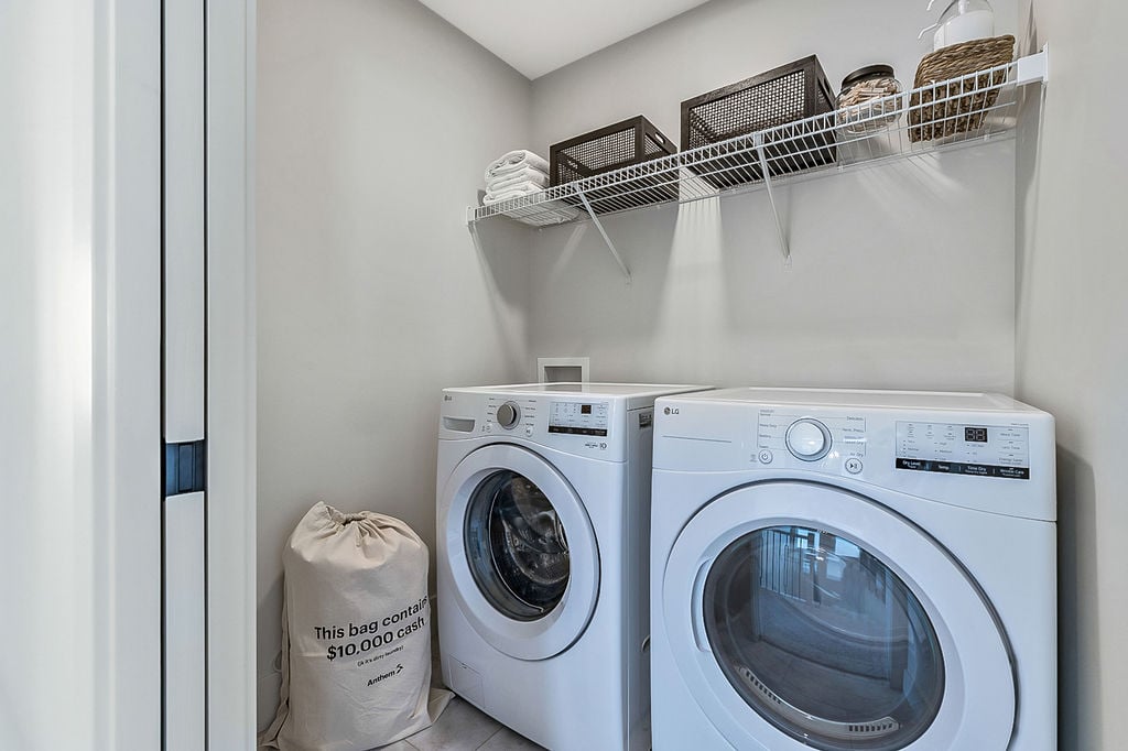 190 Annette Landing NW