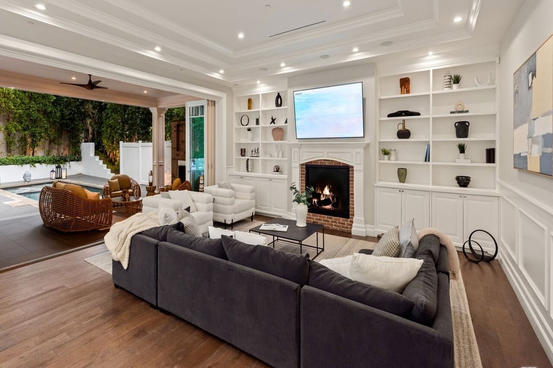 Luminor Heights, Laurel Canyon Blvd, 90046